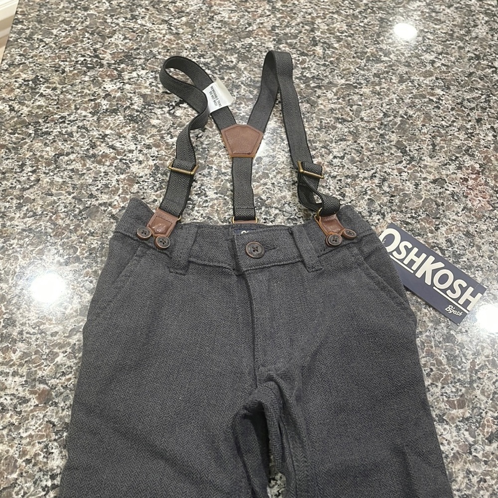Kids pants with suspenders new with tags size 3T